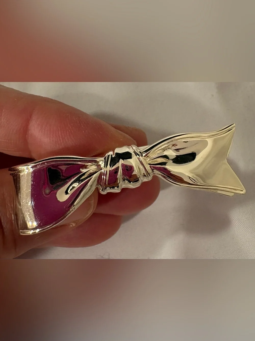 3 pc Bow Metal Napkin Rings Glossy Silver & Pink Solid